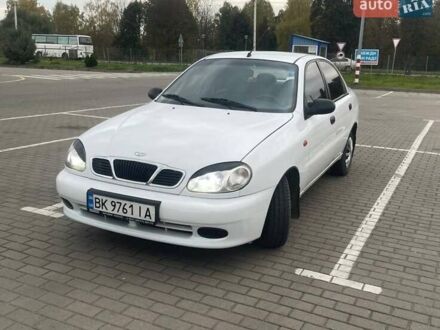 Білий Деу Ланос, об'ємом двигуна 1.5 л та пробігом 227 тис. км за 2100 $, фото 1 на Automoto.ua