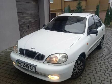 Белый Дэу Ланос, объемом двигателя 1.5 л и пробегом 280 тыс. км за 1500 $, фото 1 на Automoto.ua