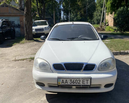 Белый Дэу Ланос, объемом двигателя 1.5 л и пробегом 300 тыс. км за 2600 $, фото 1 на Automoto.ua