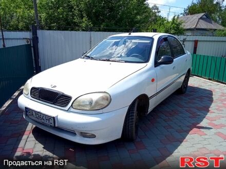 Дэу Ланос 2007 в Малой Виске на Automoto.ua Белый Дэу Ланос, объемом двигателя 1.5 л и пробегом 180 тыс. км за 1250 $, фото 1 на Automoto.ua