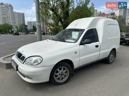 Деу Ланос 2007 у Києві на Automoto.ua Білий Деу Ланос, об'ємом двигуна 1.5 л та пробігом 200 тис. км за 1800 $, фото 1 на Automoto.ua
