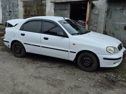 Белый Дэу Ланос, объемом двигателя 1.6 л и пробегом 183 тыс. км за 2200 $, фото 1 на Automoto.ua
