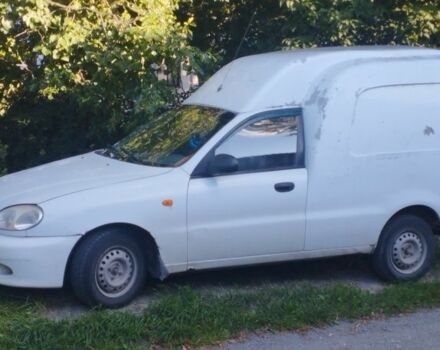 Белый Дэу Ланос, объемом двигателя 1.5 л и пробегом 300 тыс. км за 1600 $, фото 1 на Automoto.ua