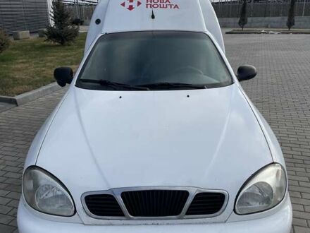 Дэу Ланос 2012 в Днепре (Днепропетровске) на Automoto.ua Белый Дэу Ланос, объемом двигателя 1.5 л и пробегом 300 тыс. км за 2600 $, фото 1 на Automoto.ua