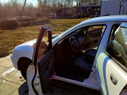 Дэу Ланос 2012 в Днепре (Днепропетровске) на Automoto.ua Белый Дэу Ланос, объемом двигателя 1.5 л и пробегом 170 тыс. км за 3300 $, фото 1 на Automoto.ua