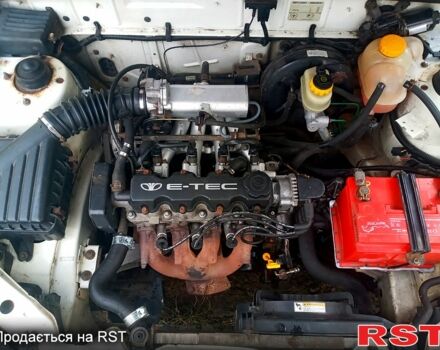 Бежевый Дэу Ланос, объемом двигателя 1.5 л и пробегом 0 тыс. км за 1600 $, фото 5 на Automoto.ua