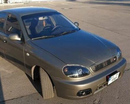 Бежевый Дэу Ланос, объемом двигателя 1.5 л и пробегом 298 тыс. км за 3300 $, фото 3 на Automoto.ua