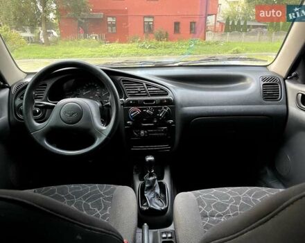 Бежевий Деу Ланос, об'ємом двигуна 1.5 л та пробігом 252 тис. км за 1650 $, фото 11 на Automoto.ua