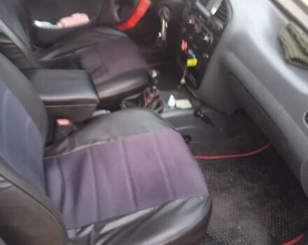 Бежевый Дэу Ланос, объемом двигателя 1.5 л и пробегом 281 тыс. км за 1500 $, фото 5 на Automoto.ua