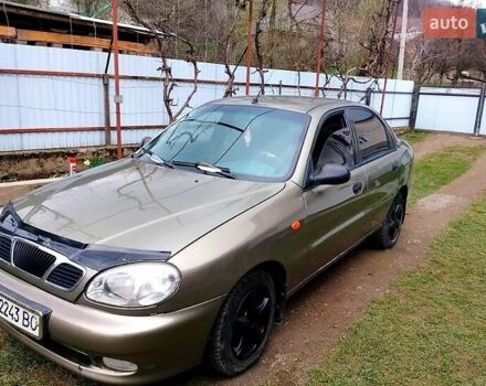 Бежевый Дэу Ланос, объемом двигателя 1.3 л и пробегом 1000 тыс. км за 1800 $, фото 5 на Automoto.ua