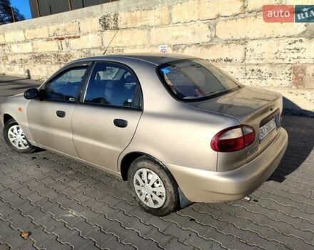 Бежевый Дэу Ланос, объемом двигателя 1.5 л и пробегом 353 тыс. км за 1700 $, фото 5 на Automoto.ua