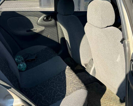 Бежевый Дэу Ланос, объемом двигателя 1.5 л и пробегом 200 тыс. км за 2250 $, фото 6 на Automoto.ua