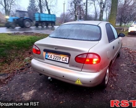 Бежевый Дэу Ланос, объемом двигателя 1.5 л и пробегом 330 тыс. км за 1600 $, фото 2 на Automoto.ua