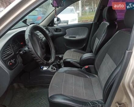 Бежевый Дэу Ланос, объемом двигателя 1.5 л и пробегом 200 тыс. км за 2500 $, фото 5 на Automoto.ua