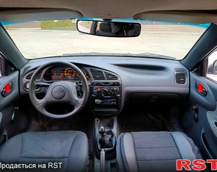 Бежевый Дэу Ланос, объемом двигателя 1.3 л и пробегом 230 тыс. км за 1600 $, фото 3 на Automoto.ua