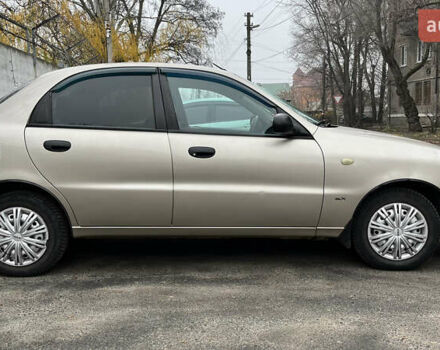 Бежевий Деу Ланос, об'ємом двигуна 1.6 л та пробігом 200 тис. км за 3000 $, фото 3 на Automoto.ua