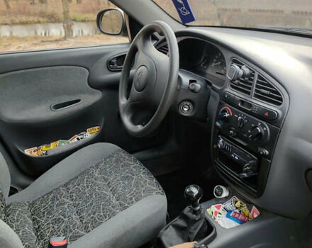 Бежевый Дэу Ланос, объемом двигателя 1.5 л и пробегом 238 тыс. км за 2599 $, фото 8 на Automoto.ua