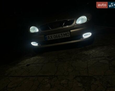 Бежевый Дэу Ланос, объемом двигателя 1.5 л и пробегом 225 тыс. км за 3200 $, фото 4 на Automoto.ua