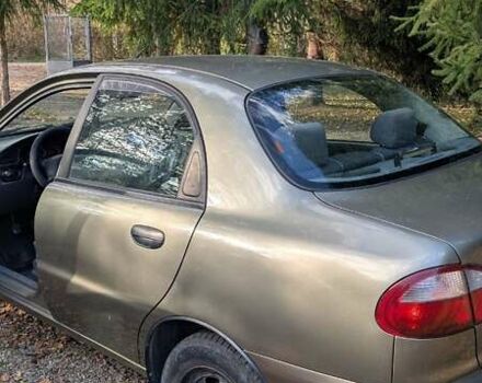 Деу Ланос 2004 у Львові на Automoto.ua Бежевий Деу Ланос, об'ємом двигуна 1.5 л та пробігом 283 тис. км за 2000 $, фото 1 на Automoto.ua