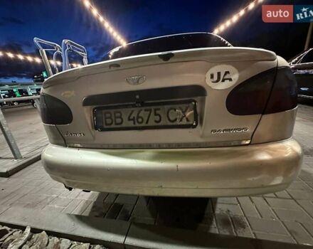 Бежевий Деу Ланос, об'ємом двигуна 1.6 л та пробігом 337 тис. км за 3200 $, фото 4 на Automoto.ua