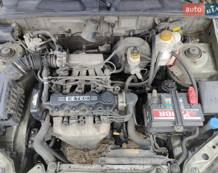 Бежевый Дэу Ланос, объемом двигателя 1.5 л и пробегом 238 тыс. км за 2599 $, фото 10 на Automoto.ua