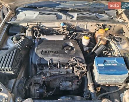 Бежевый Дэу Ланос, объемом двигателя 1.3 л и пробегом 170 тыс. км за 2200 $, фото 5 на Automoto.ua