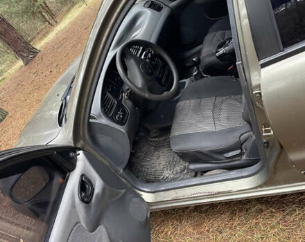 Бежевий Деу Ланос, об'ємом двигуна 1.5 л та пробігом 183 тис. км за 2000 $, фото 10 на Automoto.ua