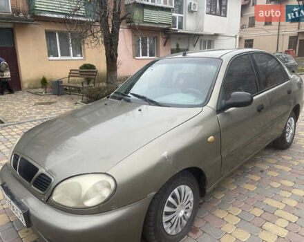 Бежевый Дэу Ланос, объемом двигателя 1.5 л и пробегом 777 тыс. км за 900 $, фото 1 на Automoto.ua