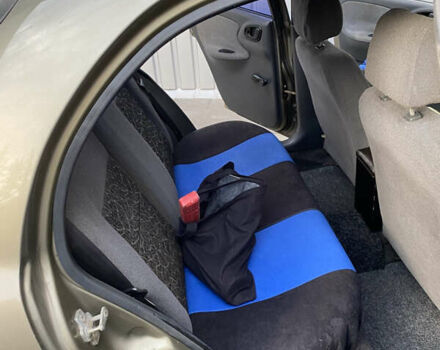 Бежевый Дэу Ланос, объемом двигателя 1.5 л и пробегом 250 тыс. км за 2300 $, фото 4 на Automoto.ua