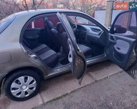 Бежевий Деу Ланос, об'ємом двигуна 1.6 л та пробігом 223 тис. км за 2650 $, фото 4 на Automoto.ua