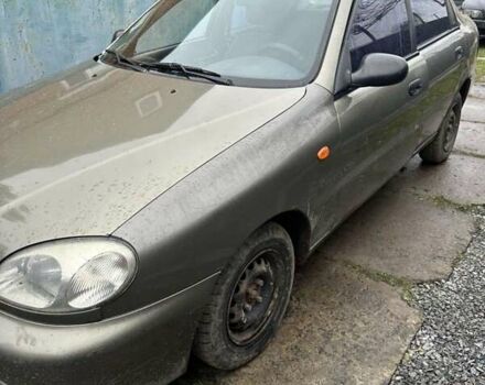 Бежевый Дэу Ланос, объемом двигателя 1.5 л и пробегом 265 тыс. км за 1100 $, фото 1 на Automoto.ua
