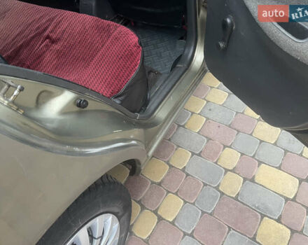 Бежевый Дэу Ланос, объемом двигателя 1.5 л и пробегом 777 тыс. км за 900 $, фото 7 на Automoto.ua
