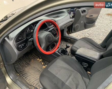 Бежевый Дэу Ланос, объемом двигателя 1.5 л и пробегом 155 тыс. км за 2100 $, фото 1 на Automoto.ua