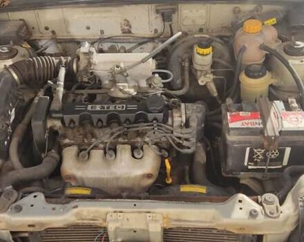 Бежевий Деу Ланос, об'ємом двигуна 1.5 л та пробігом 89 тис. км за 2200 $, фото 5 на Automoto.ua