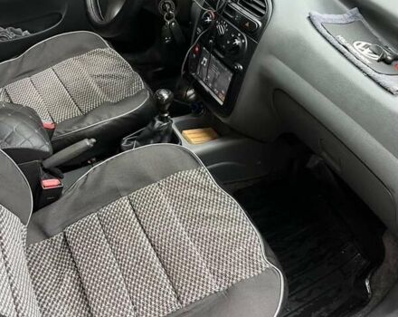 Бежевий Деу Ланос, об'ємом двигуна 1.6 л та пробігом 118 тис. км за 3300 $, фото 9 на Automoto.ua