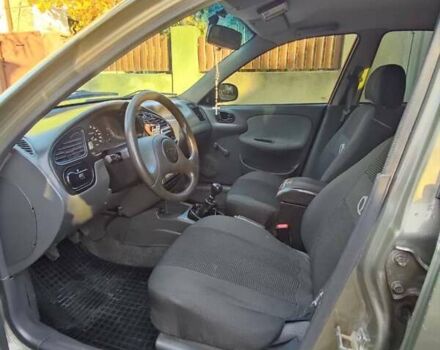 Бежевый Дэу Ланос, объемом двигателя 1.5 л и пробегом 106 тыс. км за 3000 $, фото 6 на Automoto.ua