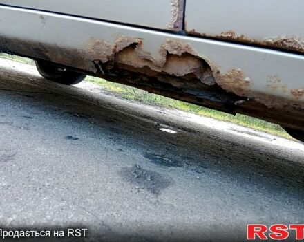 Бежевый Дэу Ланос, объемом двигателя 1.5 л и пробегом 208 тыс. км за 1300 $, фото 3 на Automoto.ua