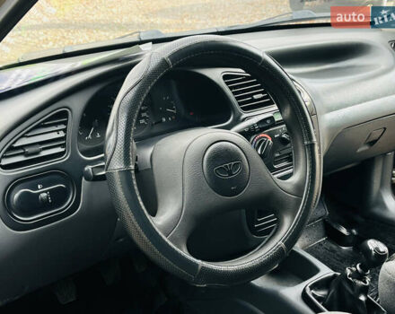 Деу Ланос 2007 у Харкові на Automoto.ua Бежевий Деу Ланос, об'ємом двигуна 1.5 л та пробігом 243 тис. км за 2500 $, фото 9 на Automoto.ua