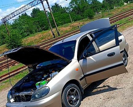 Бежевий Деу Ланос, об'ємом двигуна 1.6 л та пробігом 19 тис. км за 3000 $, фото 1 на Automoto.ua