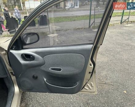 Бежевий Деу Ланос, об'ємом двигуна 1.5 л та пробігом 172 тис. км за 1750 $, фото 10 на Automoto.ua