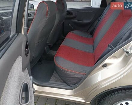 Бежевий Деу Ланос, об'ємом двигуна 1.5 л та пробігом 210 тис. км за 2750 $, фото 11 на Automoto.ua