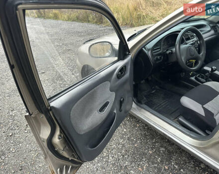 Бежевый Дэу Ланос, объемом двигателя 1.5 л и пробегом 280 тыс. км за 1500 $, фото 16 на Automoto.ua