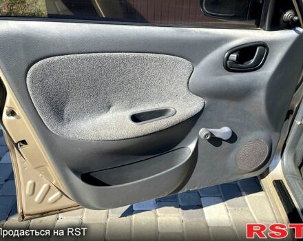 Бежевый Дэу Ланос, объемом двигателя 1.5 л и пробегом 186 тыс. км за 2750 $, фото 8 на Automoto.ua