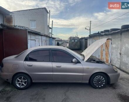 Бежевый Дэу Ланос, объемом двигателя 0 л и пробегом 290 тыс. км за 1500 $, фото 1 на Automoto.ua