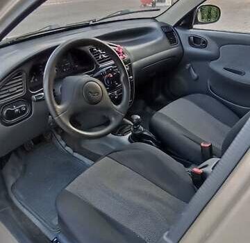 Бежевый Дэу Ланос, объемом двигателя 1.5 л и пробегом 92 тыс. км за 3400 $, фото 4 на Automoto.ua