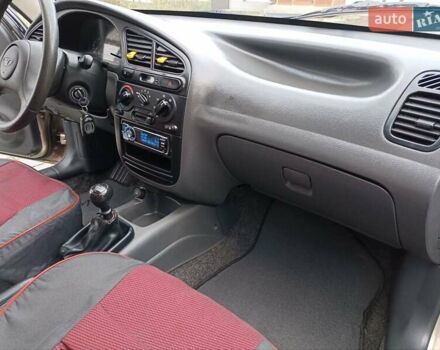 Бежевий Деу Ланос, об'ємом двигуна 1.5 л та пробігом 210 тис. км за 2750 $, фото 15 на Automoto.ua