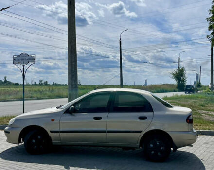 Бежевий Деу Ланос, об'ємом двигуна 1.5 л та пробігом 164 тис. км за 2450 $, фото 7 на Automoto.ua
