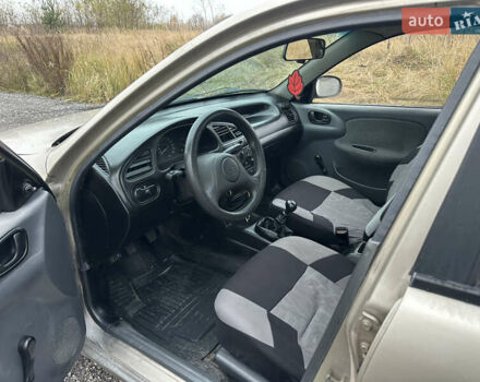 Бежевый Дэу Ланос, объемом двигателя 1.5 л и пробегом 280 тыс. км за 1500 $, фото 18 на Automoto.ua