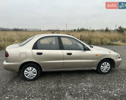 Бежевый Дэу Ланос, объемом двигателя 1.5 л и пробегом 280 тыс. км за 1500 $, фото 1 на Automoto.ua