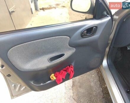 Бежевий Деу Ланос, об'ємом двигуна 1.5 л та пробігом 277 тис. км за 2300 $, фото 4 на Automoto.ua